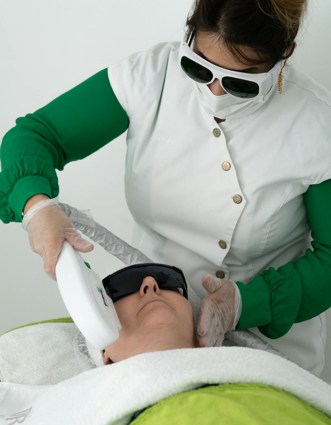 Ambiente clínico moderno e sereno de um spa médico profissional