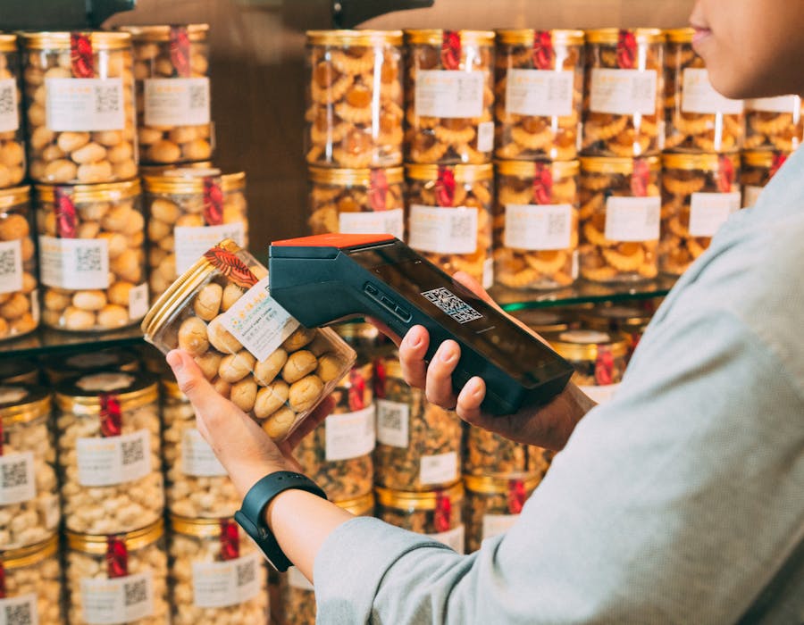 Scan de produto em supermercado com PDA